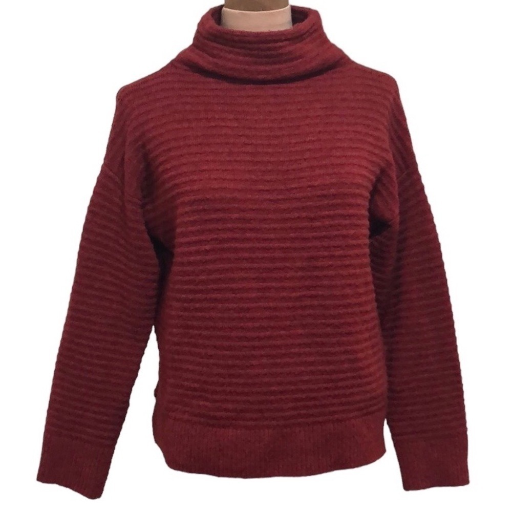 Madewell Belmont Mockneck Sweater in Coziest Yarn Size XS Burgundy Red Striped